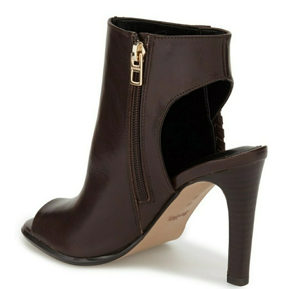 New COACH Open-Toe Open-Back Leather Heels Sandals - Picture 2 of 3